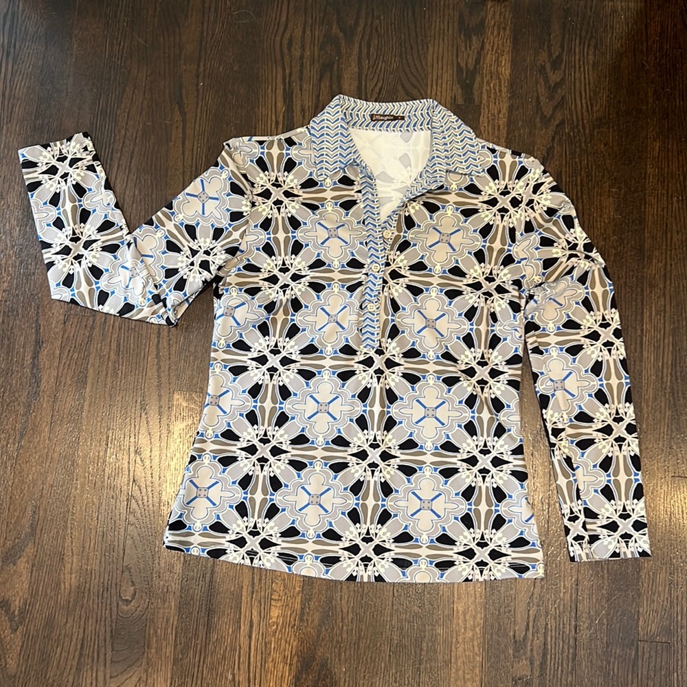 J. McLaughlin Blue, Gray & White Pullover with Buttons Size Small